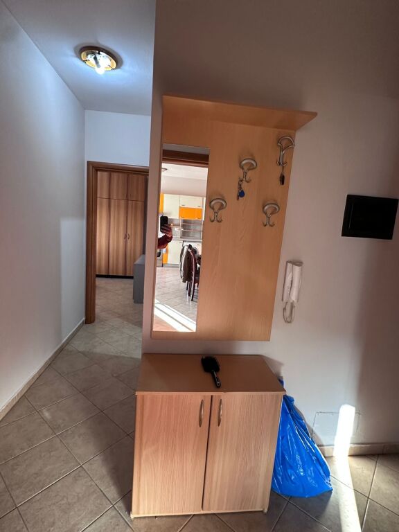 JEPET ME QERA APARTAMENT 2+1 – RRUGA MINE PEZA, PËRBALLË HARRY FULTZ 🏡