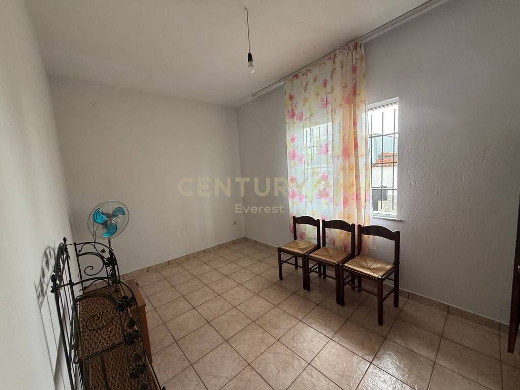 KODRA E PRIFTIT, SHESIM SHTEPI PRIVATE 195,000 € Sip. Totale  356m2