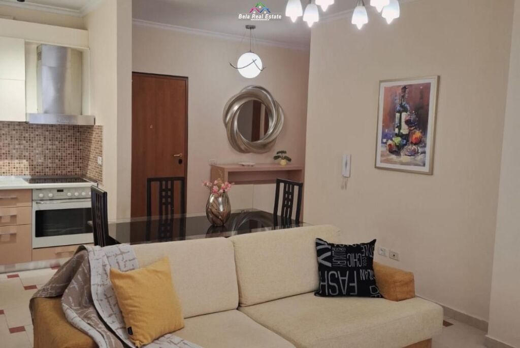 Apartament Me Qera 1+1 Tek Kopshti Zoologjik/Botanik (ID B2101702) Tirane