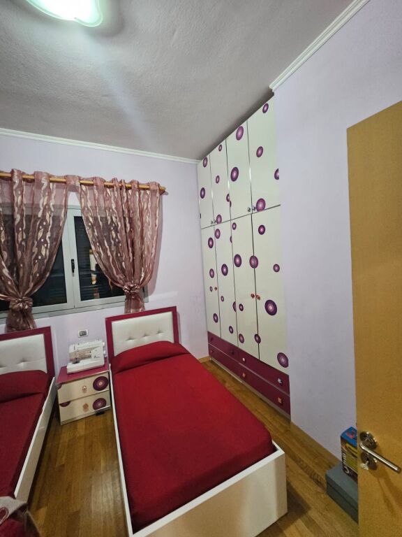 JEPET ME QERA SUPER APARTAMENT 3+1 NE SHIJAK