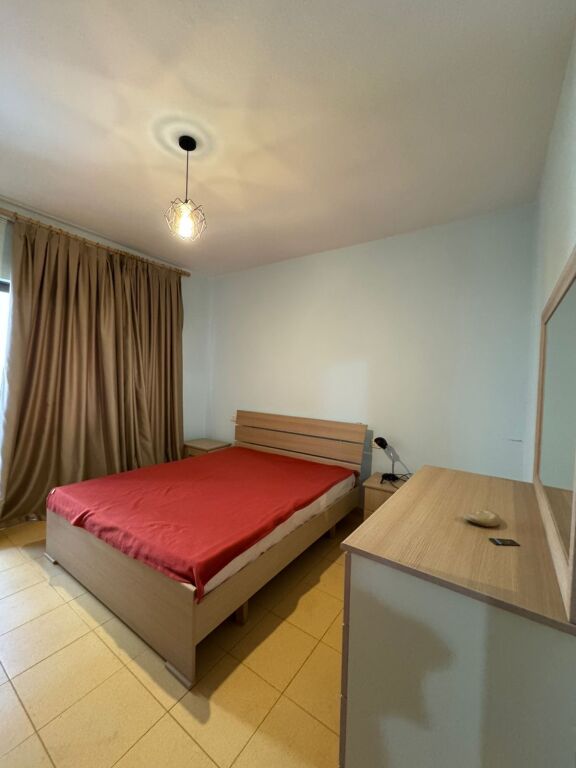 2+1 apartment for rent at Komuna e Parisit