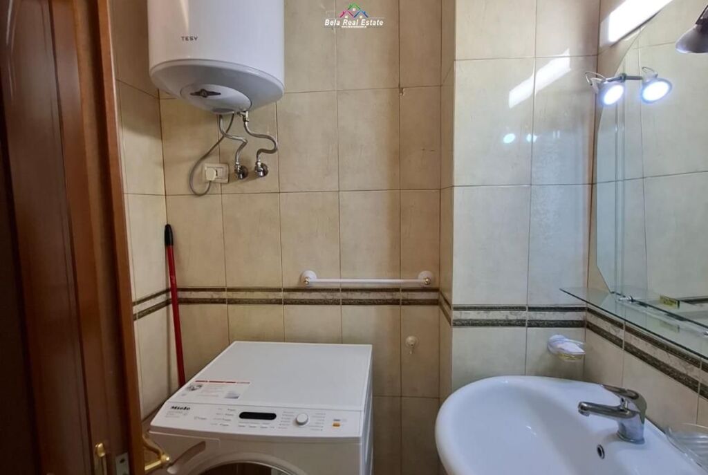Apartament Me Qera 1+1 Tek Kopshti Zoologjik/Botanik (ID B2101702) Tirane