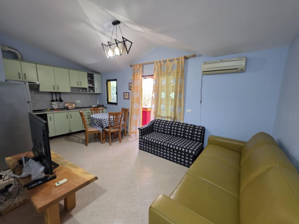 In Qerret, 1+1 Apartment for Long-Term Rent