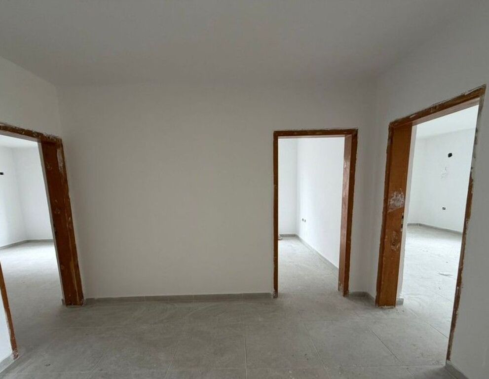 APARTAMENT 2+1 PER SHITJE TE ALI DEMI!