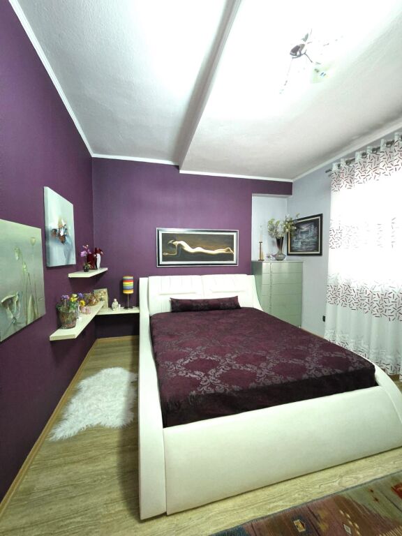 Apartament 2+1 per shitje ne Laprake