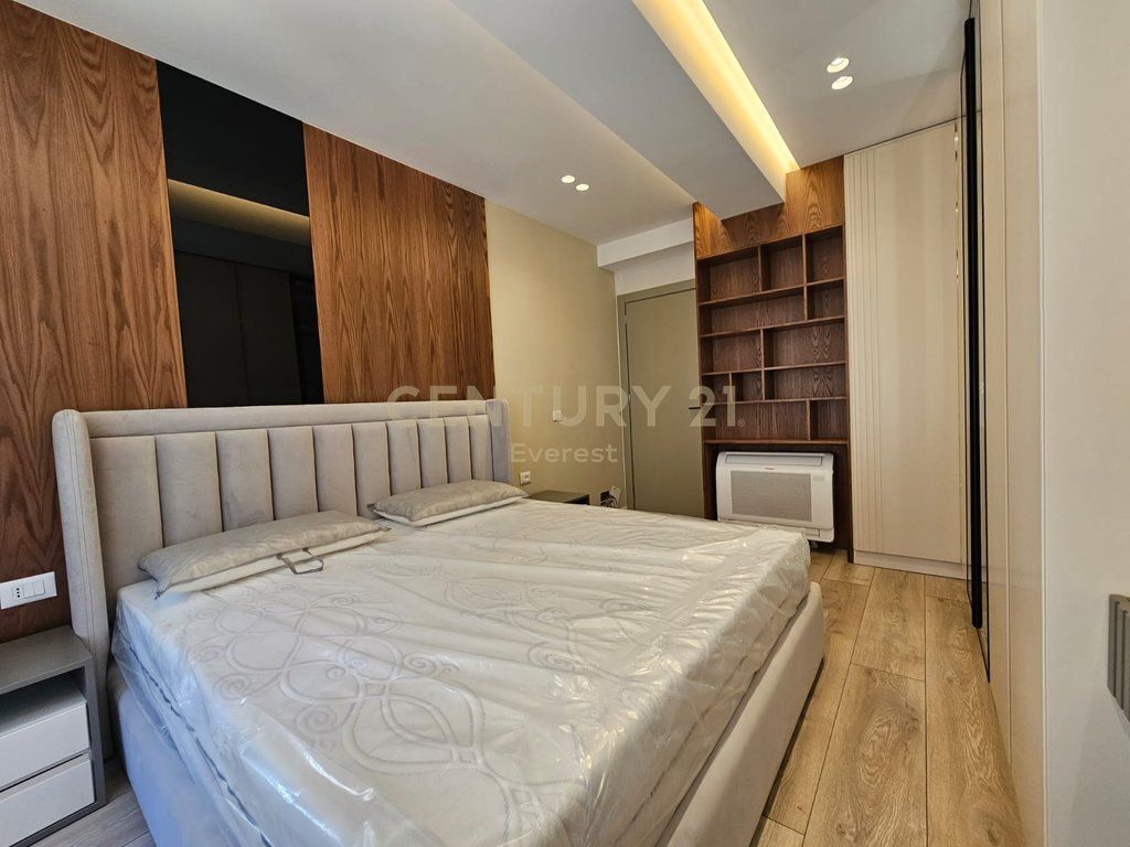 RESIDENCE KODRA E DIELLIT 1, APARTMENT FOR RENT 3+1+ PARKING PLACE
