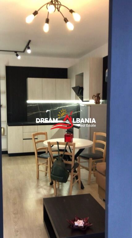 Jepet me qera apartament 1+1 ne zonen e Ali Demit (ID 42111569)