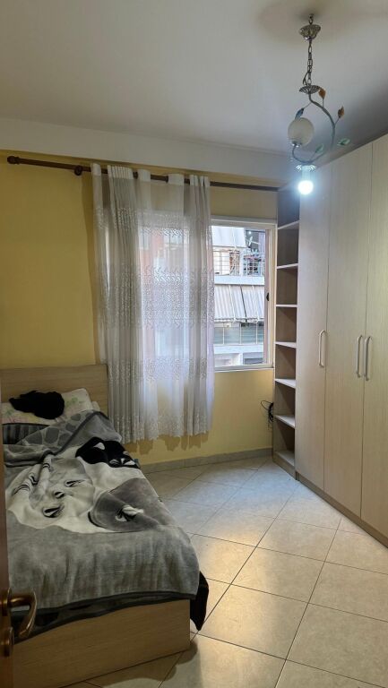 apartment for rent 2+1 Astir opposite Eja Studio