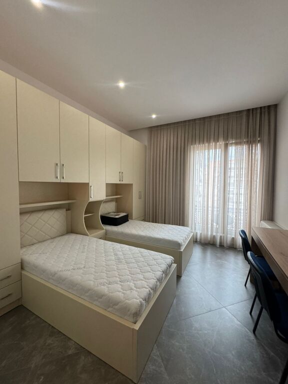 Apartment 2+1+2+parking for rent in Delijorgji Complex