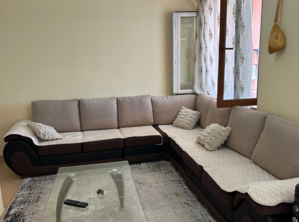 Apartament 2+1 për Shitje | Pranë Casa Italia