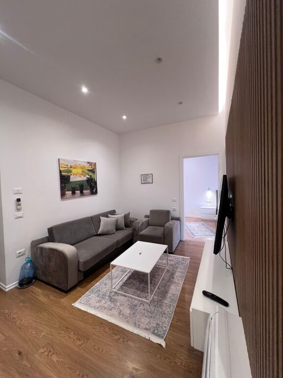Apartment 2+1 for rent, Durres Street, hotel Colosseo