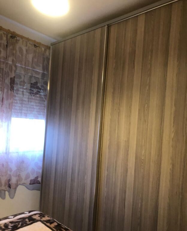 Jepet me qera Apartamenti 1+1 , Xhamllik rruga Tell Ndini mbrapa Farmaci Dite e Nate 370 mije leke