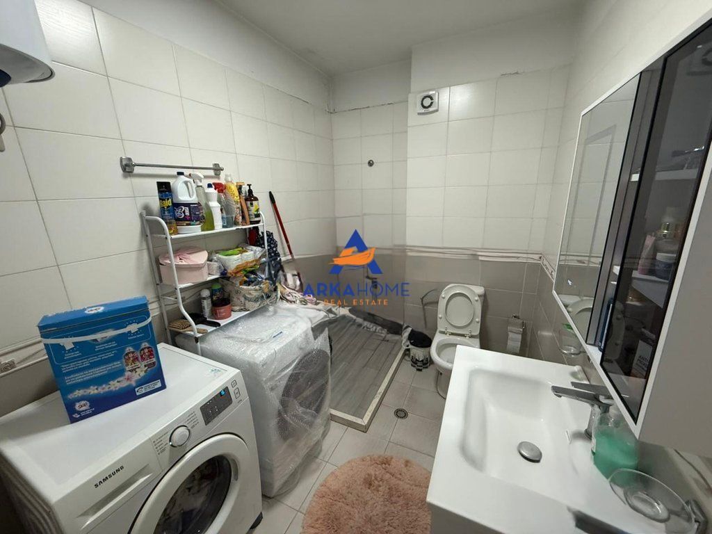 SHITET APARTAMENT 2+1+BALLKON "TE ZOGU I ZI" 230.000 EURO
