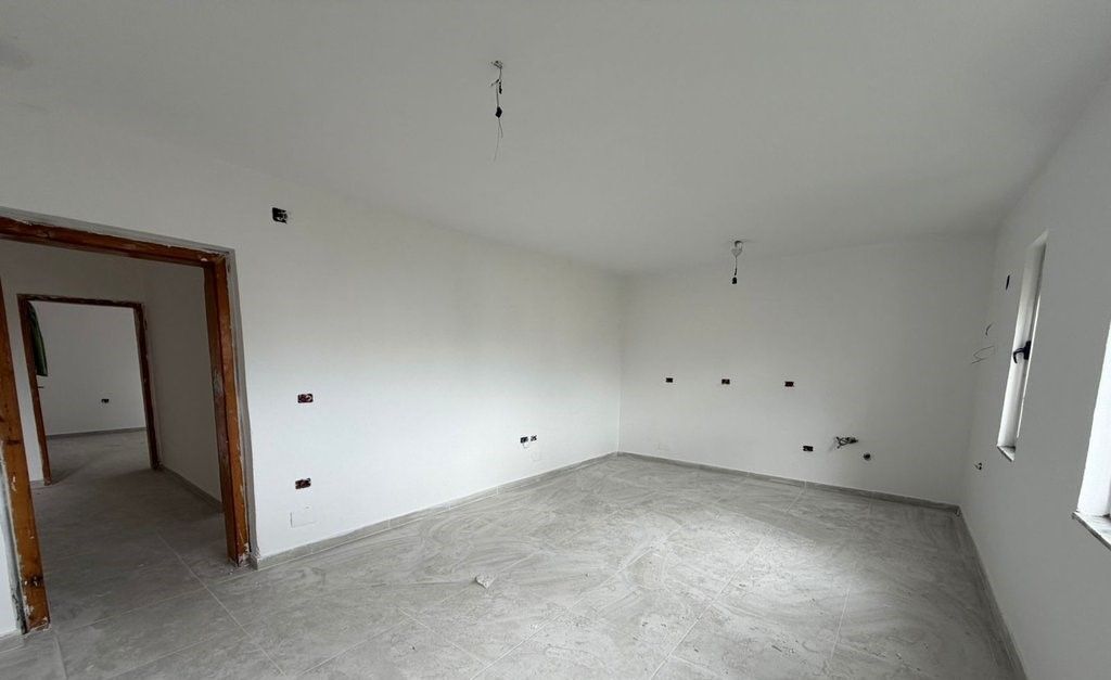 APARTAMENT 2+1 PER SHITJE TE ALI DEMI!