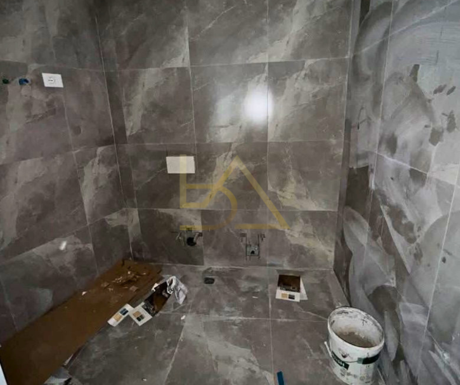 Shitet Apartament – Bulevardi i Ri, Tiranë