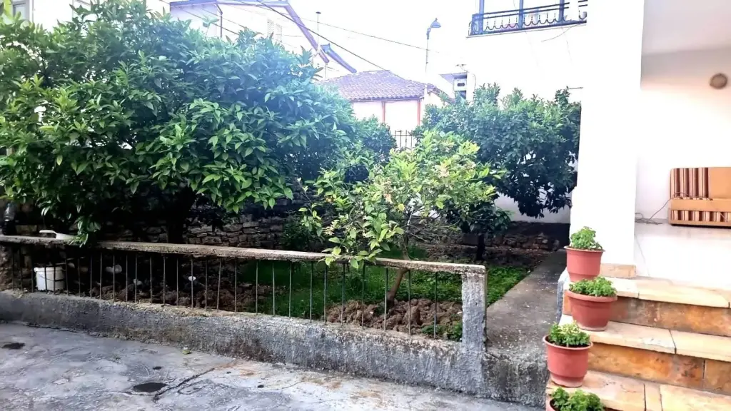PRIVATE 2-STORY HOUSE FOR SALE – “30 VJETORI”, BERAT PRIVATE 2-STORY HOUSE FOR SALE – “30 VJETORI”, BERAT
