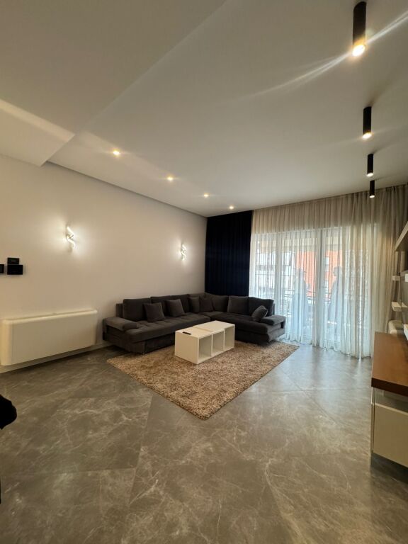 Apartment 2+1+2+parking for rent in Delijorgji Complex