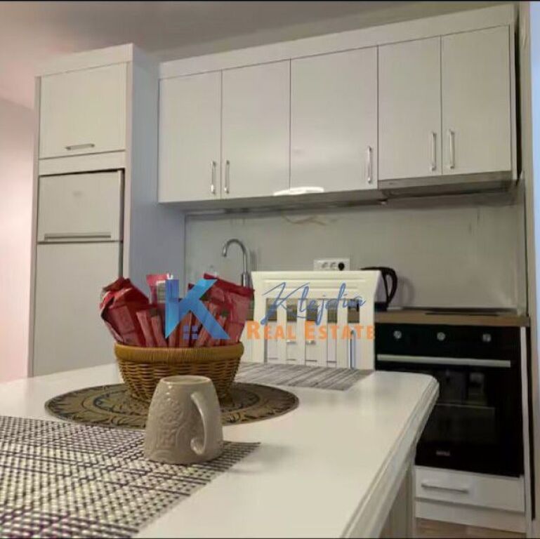 1+1 apartment for rent at Bulevardi Zogu I, near the Ministry of Justice