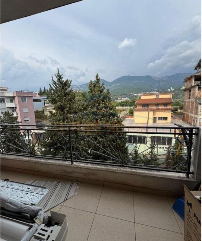 For sale, 2+1 Apartment, Fresk.