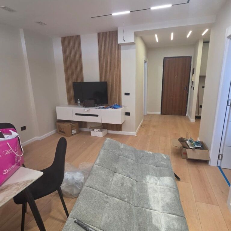 Apartment 2+1 for rent with an area of 90m², in the Globe area, opposite Delijorgji.