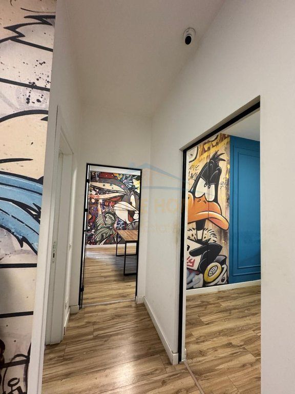 Qera,Ambient per Zyra,Rezidenca Future Home,Unaza e Re