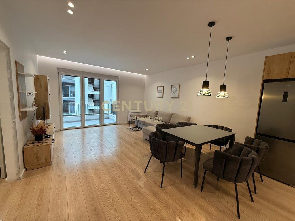 APARTAMENT 2+1+2 NE SHITJE, PRANE RADISSONIT, LIQENI I THATE!