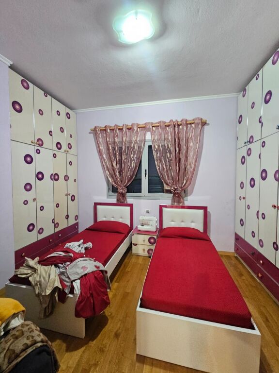 JEPET ME QERA SUPER APARTAMENT 3+1 NE SHIJAK