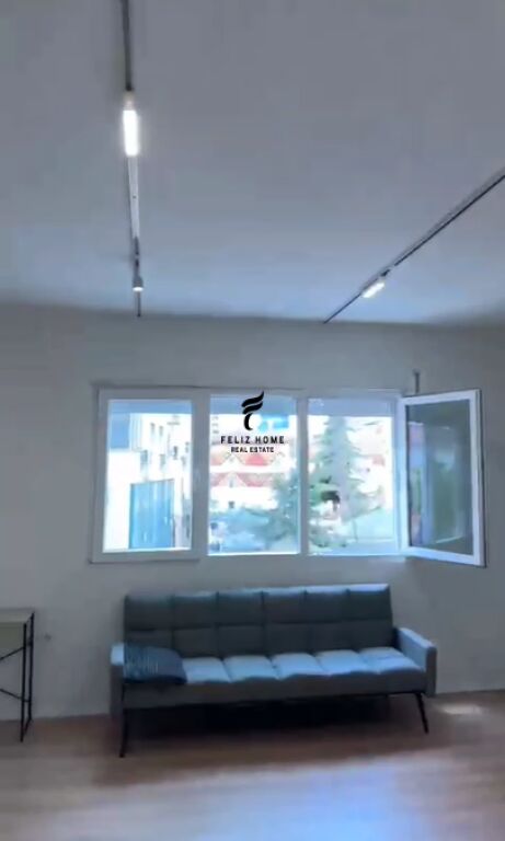 UFFICIO IN AFFITTO 135 M2 PAZARI I RI 150.000 LEKE FH-73530