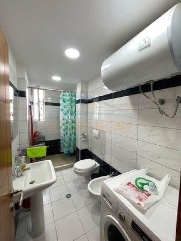 Affitto, Appartamento 3+1, Via Bardhyl, Tirana.
