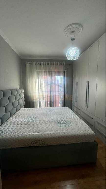 Qira, Apartament 3+1 + Post Parkimi, Green City, Unaza e Re