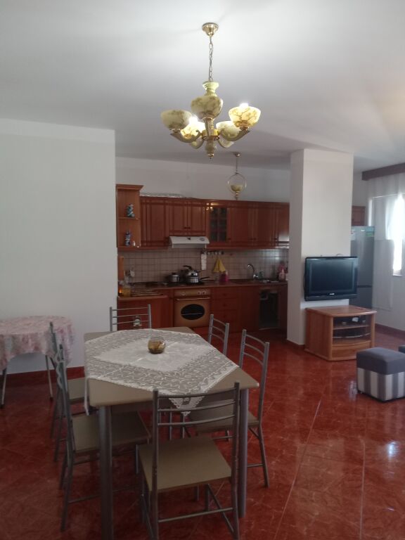 🏡✨ For Rent | 2+1 apartment for rent on the side of the Boulevard, Vlora 🌟 📍 The apartment is located on the 9th floor and