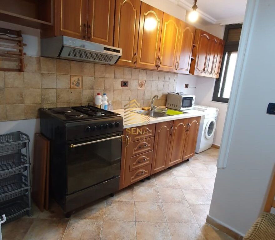 Qira, Apartament 1+1, Myslym Shyri, 55.000 ALL/muaj - Widok 2