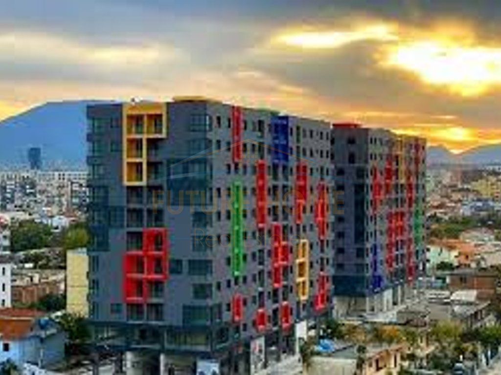 Qera,Ambient per Zyra,Rezidenca Future Home,Unaza e Re