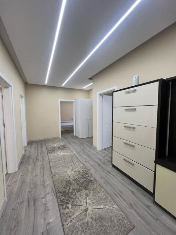 🏡 Jepet me Qira Apartament 3+1 te Fiore Di Bosko