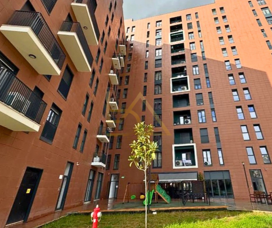 Shitet Apartament – Bulevardi i Ri, Tiranë