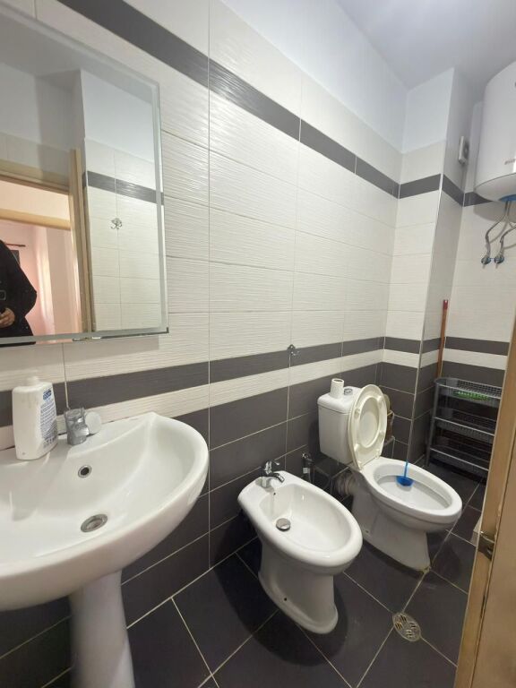SHITET APARTAMENT 2+1+2 tek Bulevardi Migjeni‼️