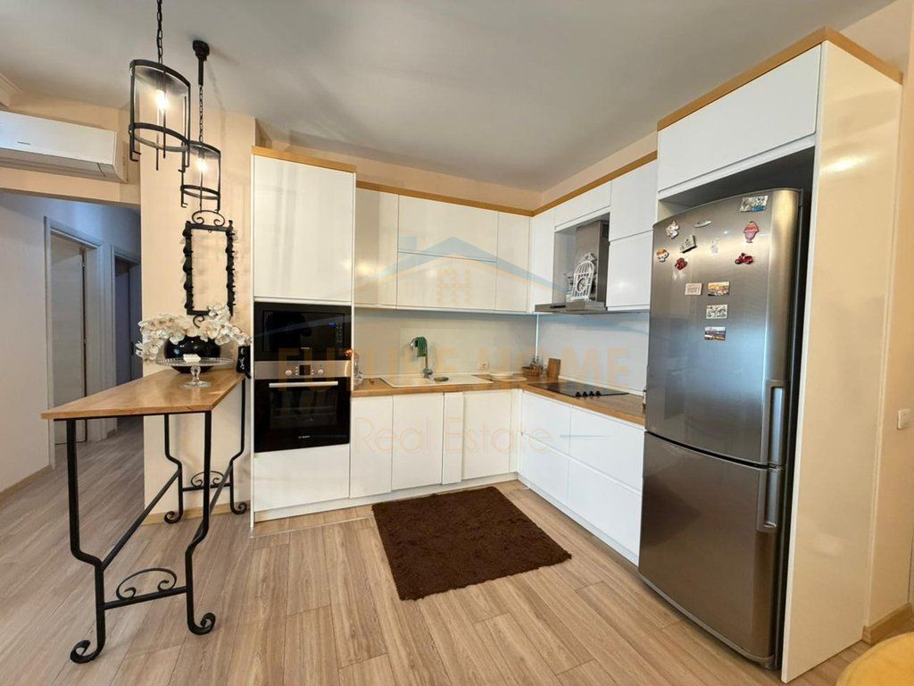 Qera, Apartament 3+1+2, Zogu i Zi, Tirane 1,000 €