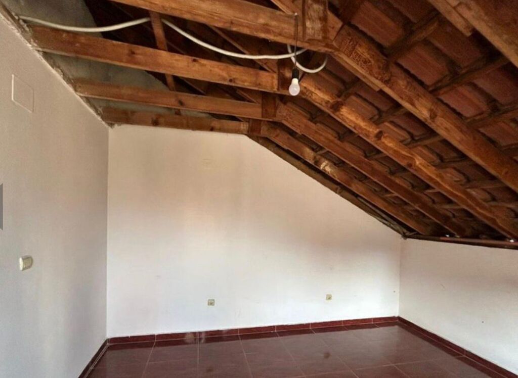 🔥 EXCLUSIVE 🔥3-storey villa for sale in Selite, Tirana