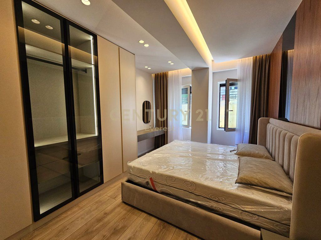 RESIDENCE KODRA E DIELLIT 1, APARTMENT FOR RENT 3+1+ PARKING PLACE