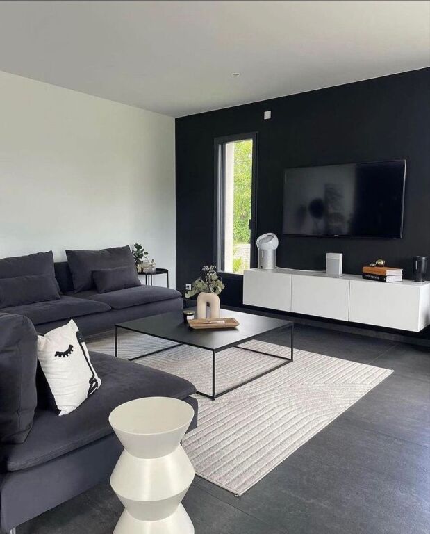Dry Lake, modern 3+1+2 apartment plus parking space for rent.