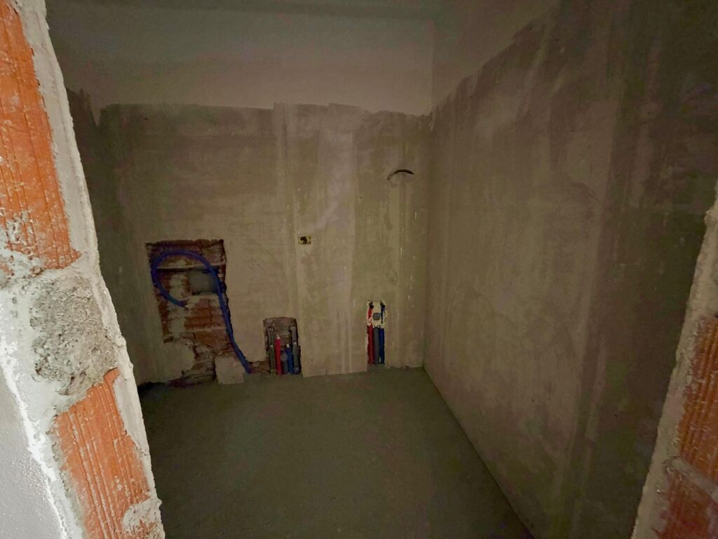APARTAMENT 2+1+2 PËR SHITJE PASKUQAN