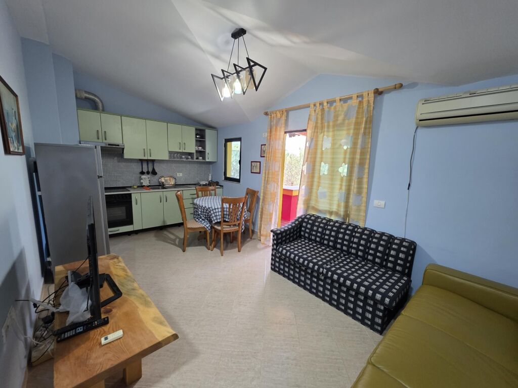 In Qerret, 1+1 Apartment for Long-Term Rent