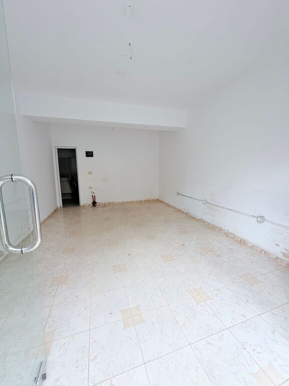 BUSINESS PREMISES FOR RENT FORMER URT, DURRES