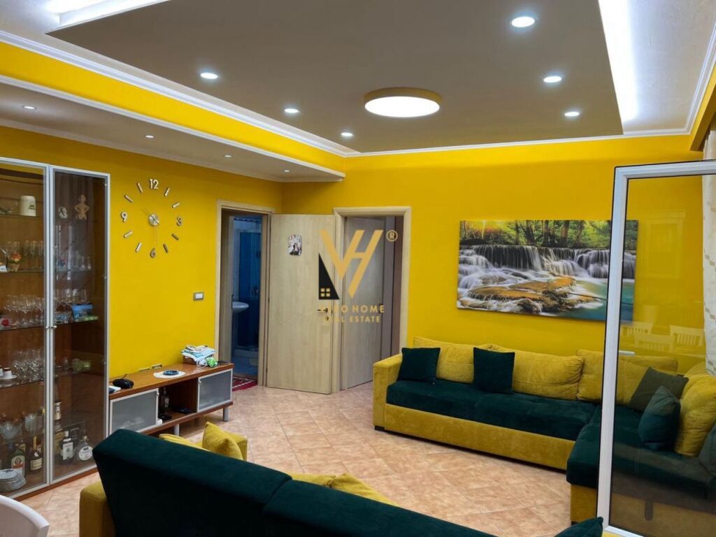 FOR SALE 2+1 APARTMENT AT MALI I ROBIT 140,000 EURO