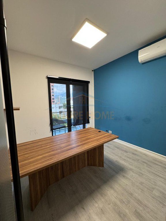 Qera,Ambient per Zyra,Rezidenca Future Home,Unaza e Re