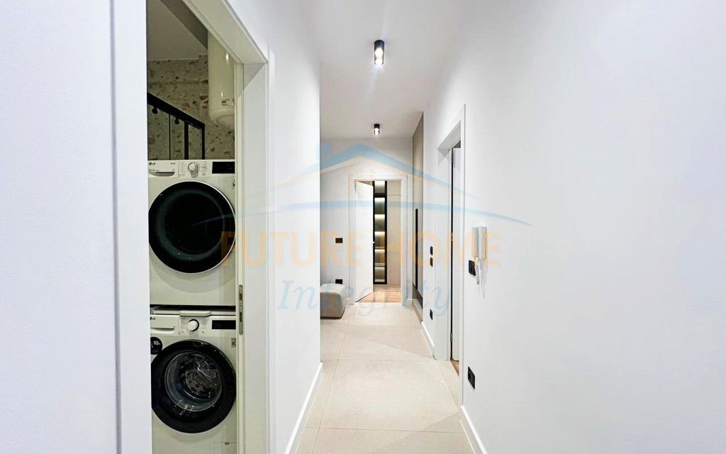 Qera, Apartament 2+1+Post Parkimi, Porcelan, Tiranë.