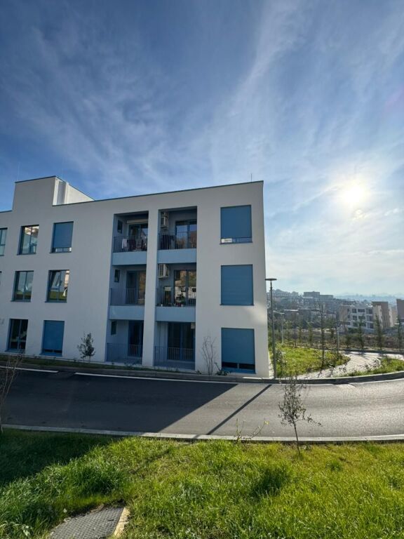 Shitet Apartament 1+1 Oxa, Frsk 79Milion Lek