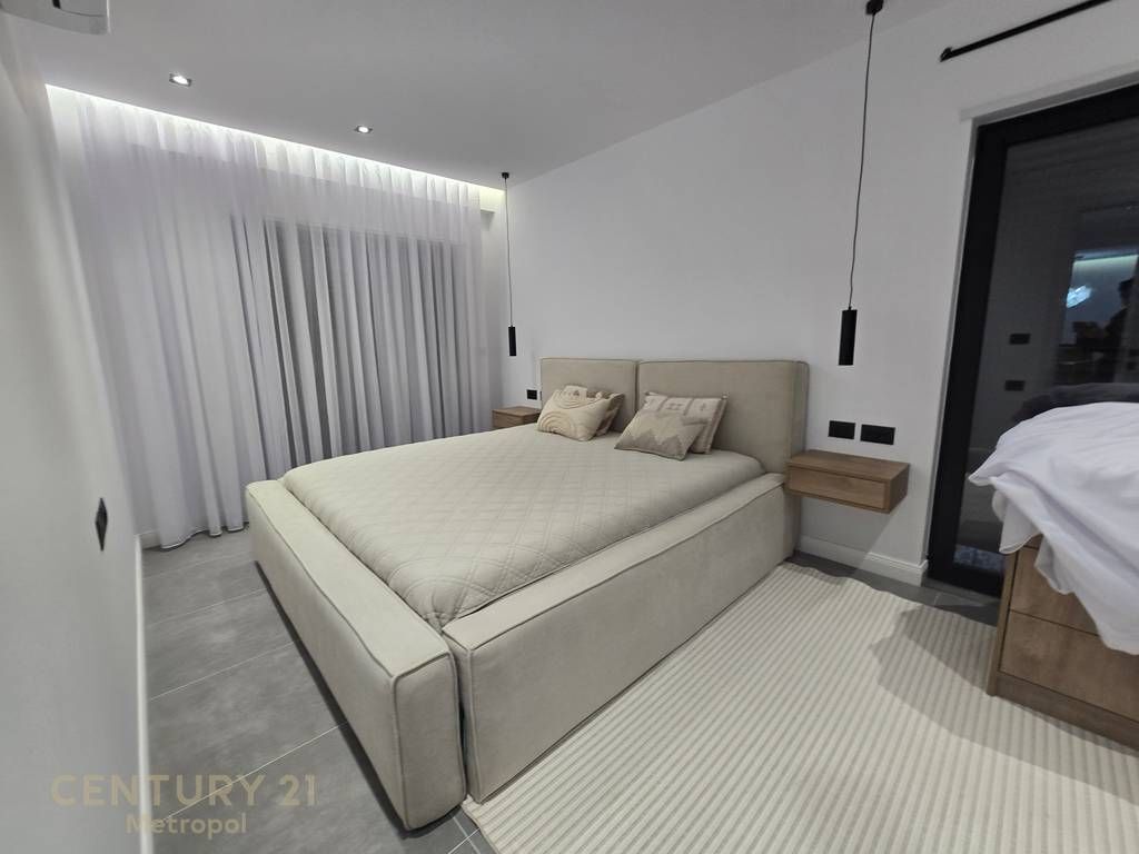 We are renting a modern 3+1+2 apartment at Kodra e Diellit Residence!