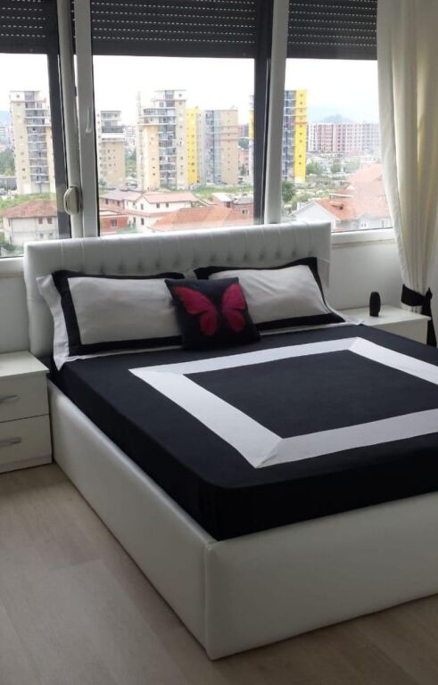🏡 Shitet Apartament 1+1 në Laprakë