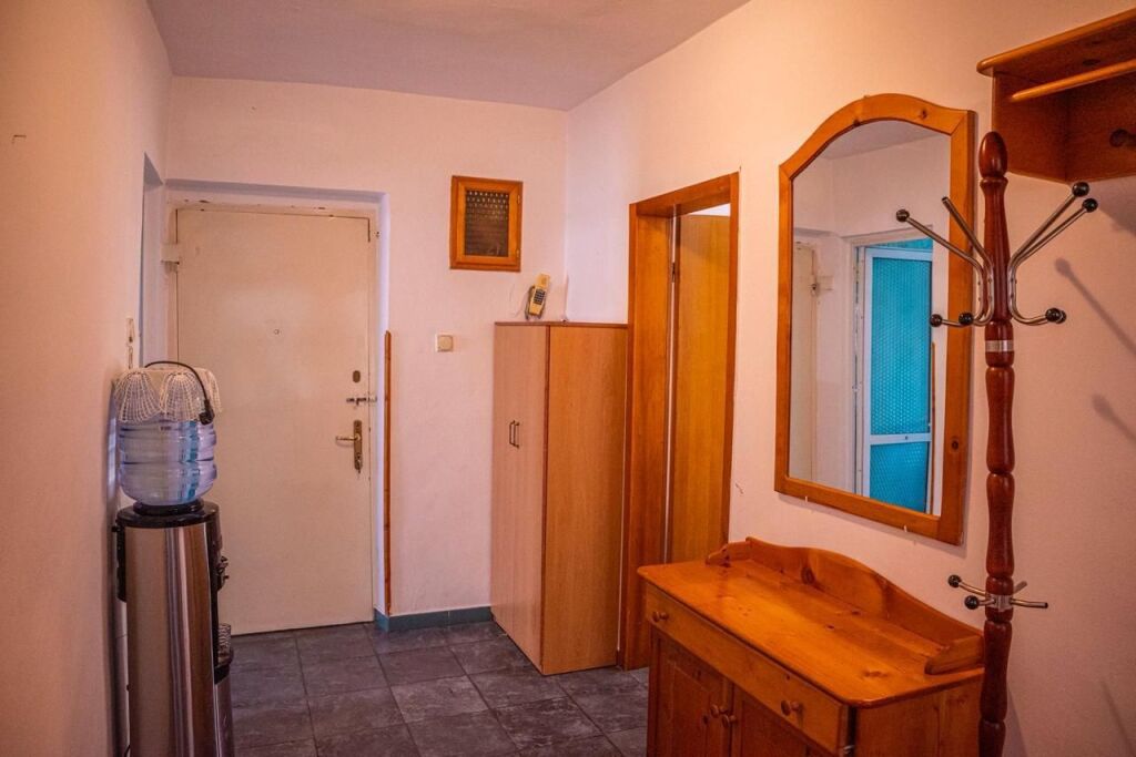 Apartament 3+1 Tek Pazari Ri